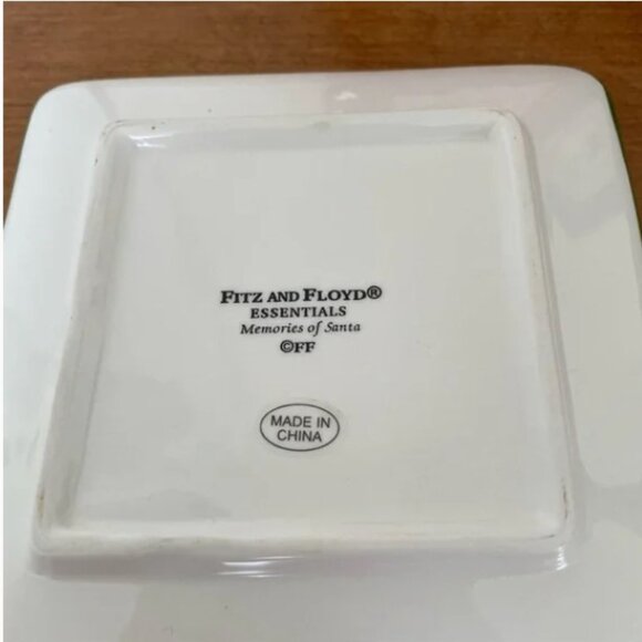 Fitz & Floyd Set of 4 Snack Plates - Picture 8 of 9